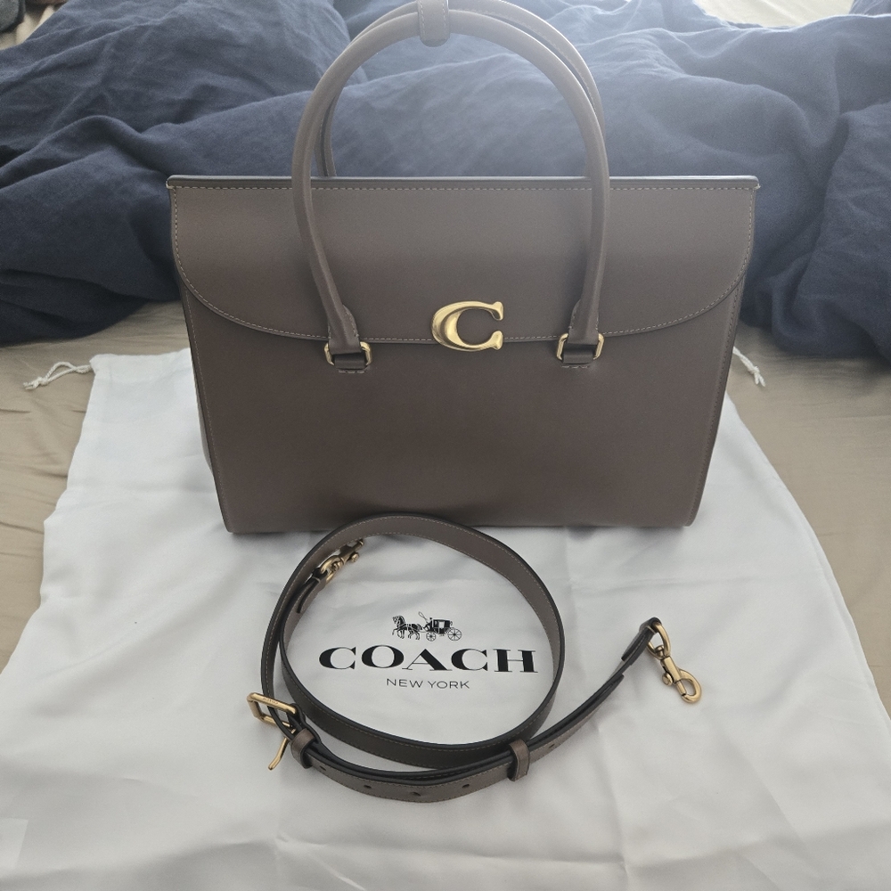 SOLD ❣️ BRAND NEW ❣️ Coach Broome 36 In Dark Stone